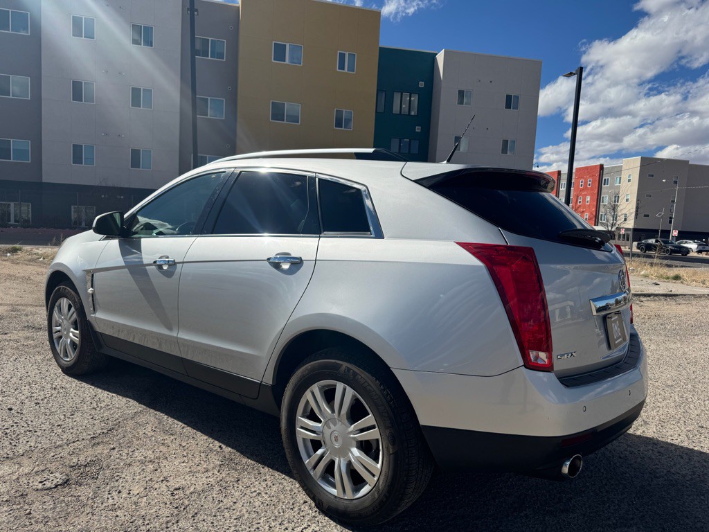 2010 Cadillac SRX Image 7