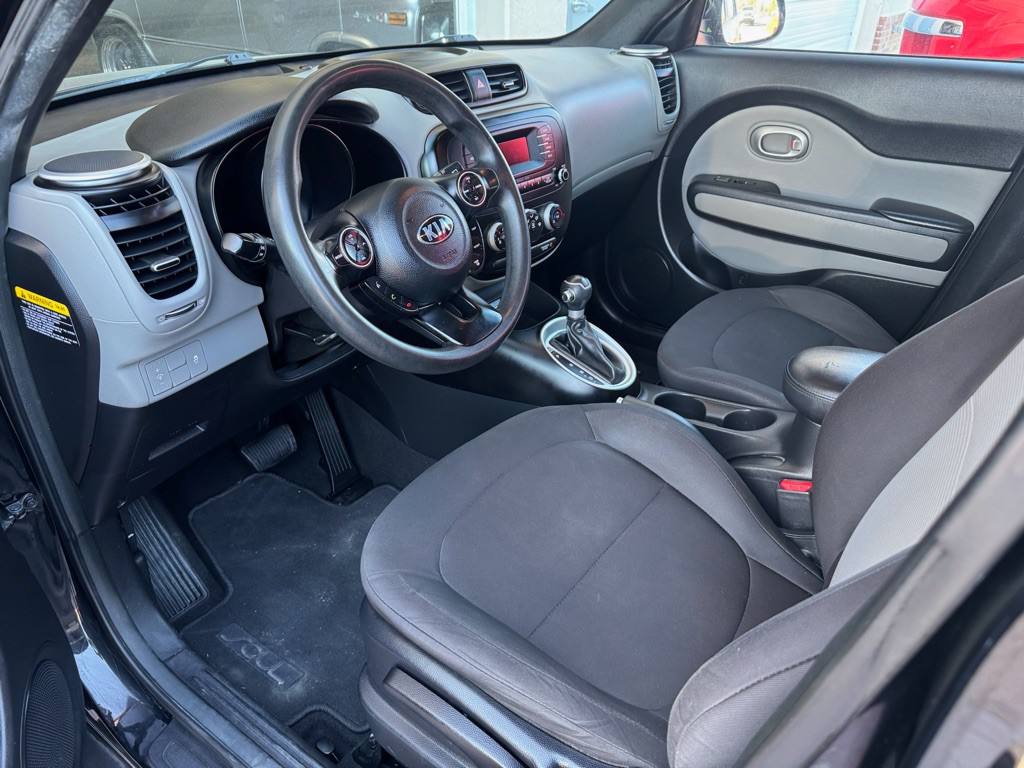 2016 Kia Soul Image 8