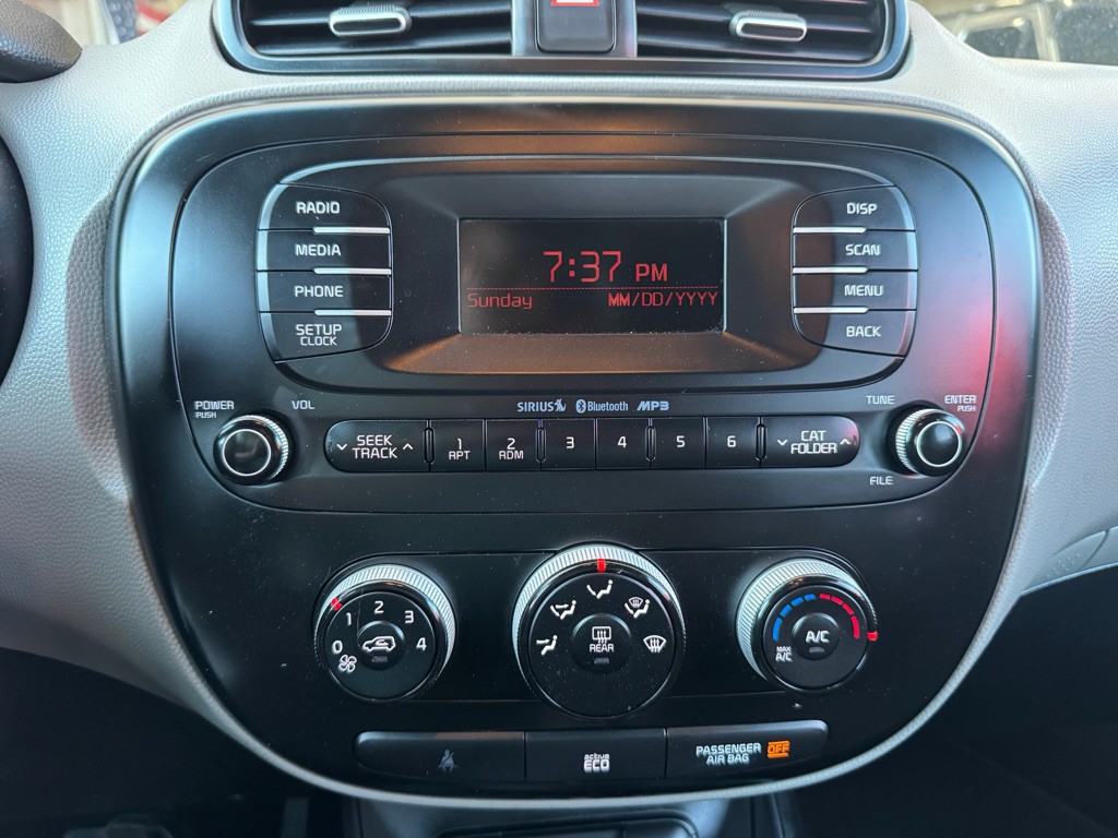 2016 Kia Soul Image 13