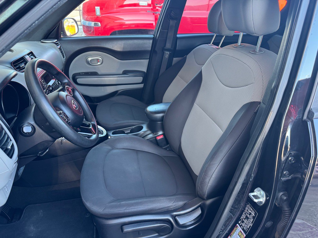 2016 Kia Soul Image 30
