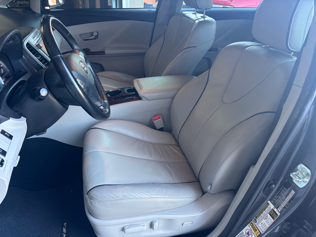 2009 Toyota Venza Image 10