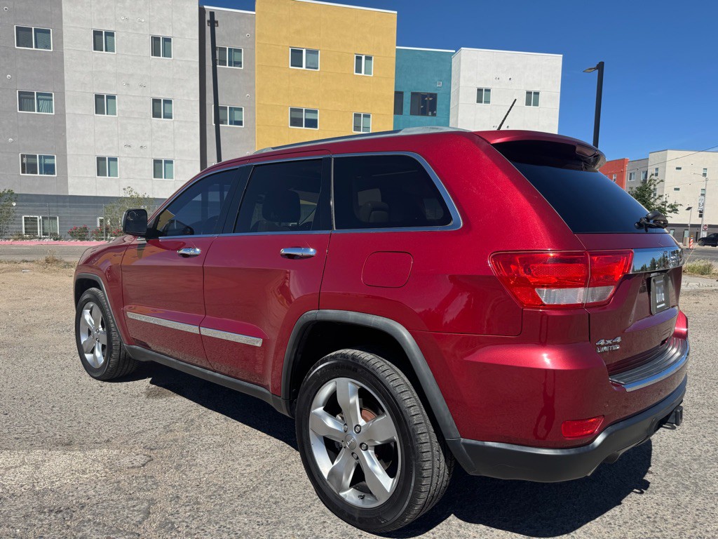 2012 Jeep Grand Cherokee Image 7