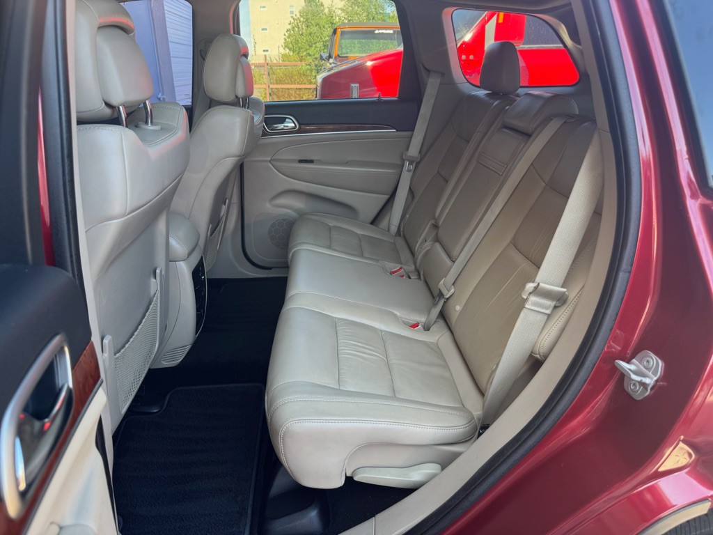 2012 Jeep Grand Cherokee Image 11