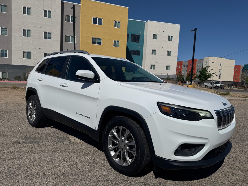2019 Jeep Cherokee Image 1