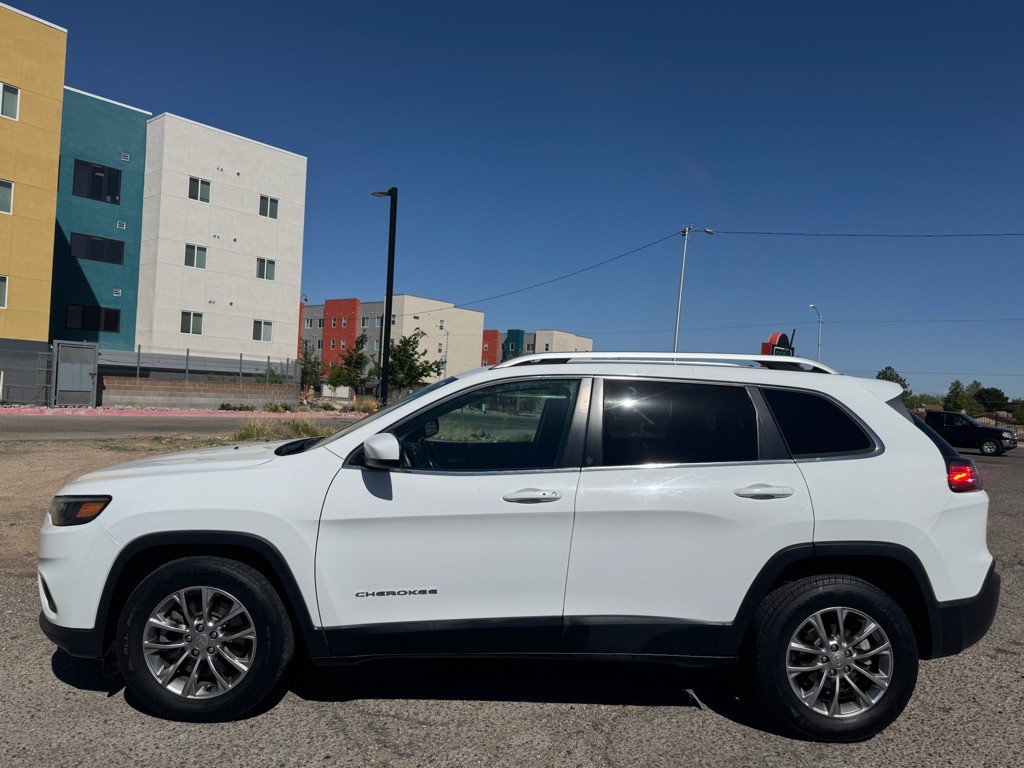 2019 Jeep Cherokee Image 6
