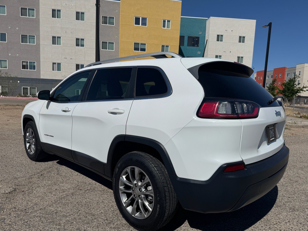 2019 Jeep Cherokee Image 7