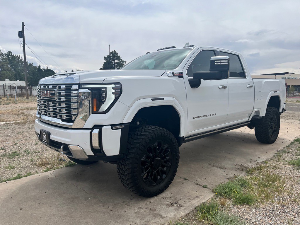 2024 GMC Sierra Image 7