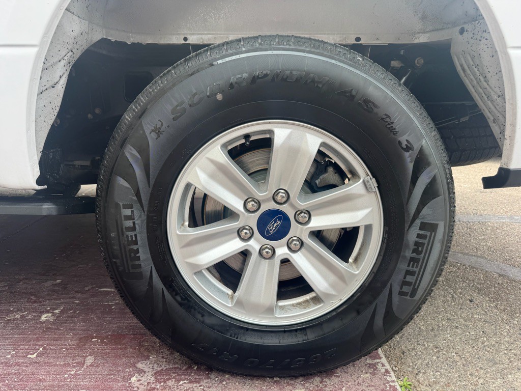 2017 Ford F-150 Image 16
