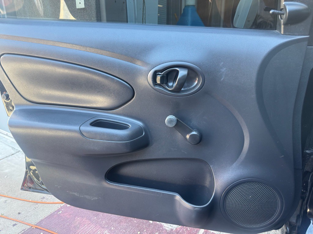 2015 Nissan Versa Image 14