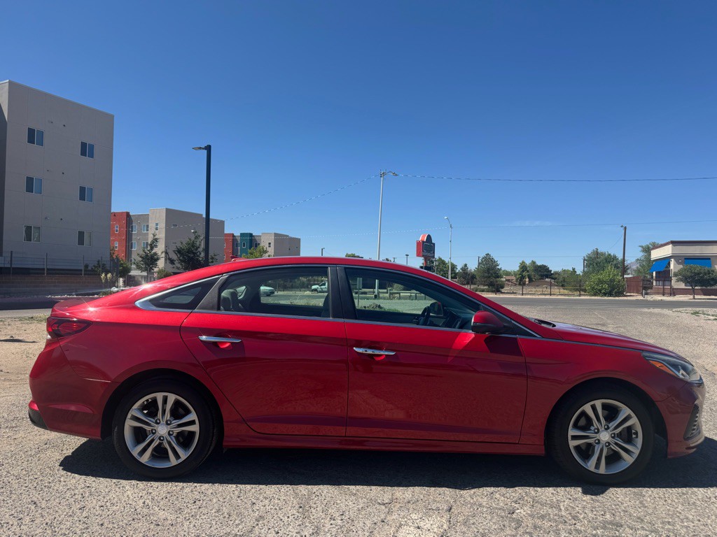 2019 Hyundai Sonata Image 2