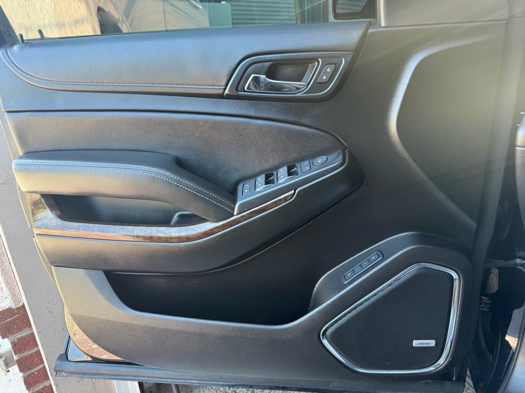 2019 Chevrolet Tahoe Image 17