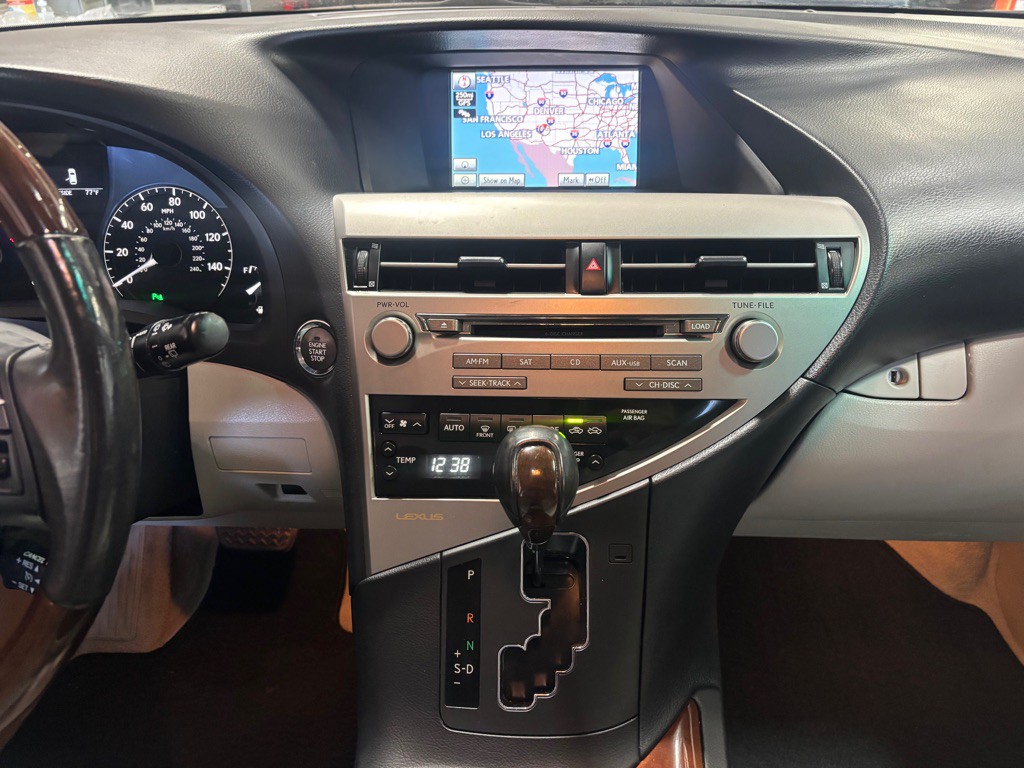 2011 Lexus RX Image 15