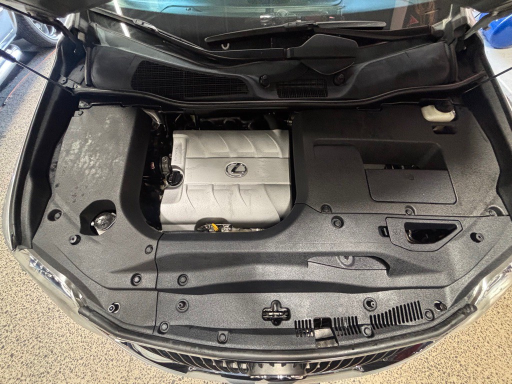 2011 Lexus RX Image 20