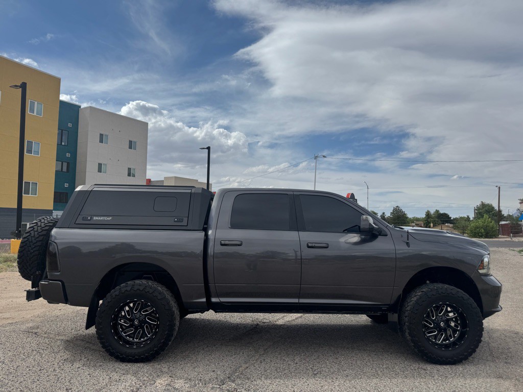 2017 RAM 1500 Image 2