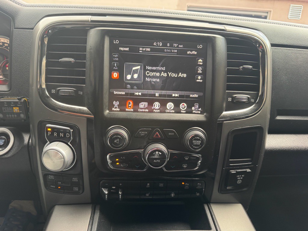 2017 RAM 1500 Image 14