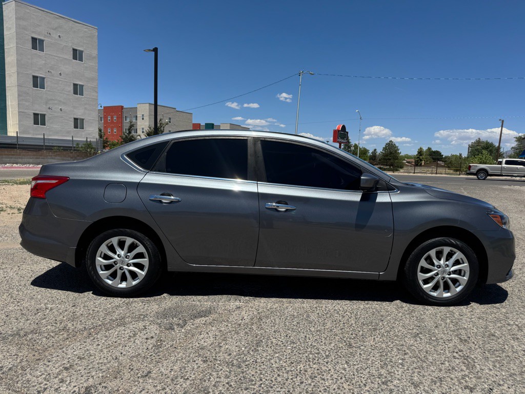 2019 Nissan Sentra Image 2