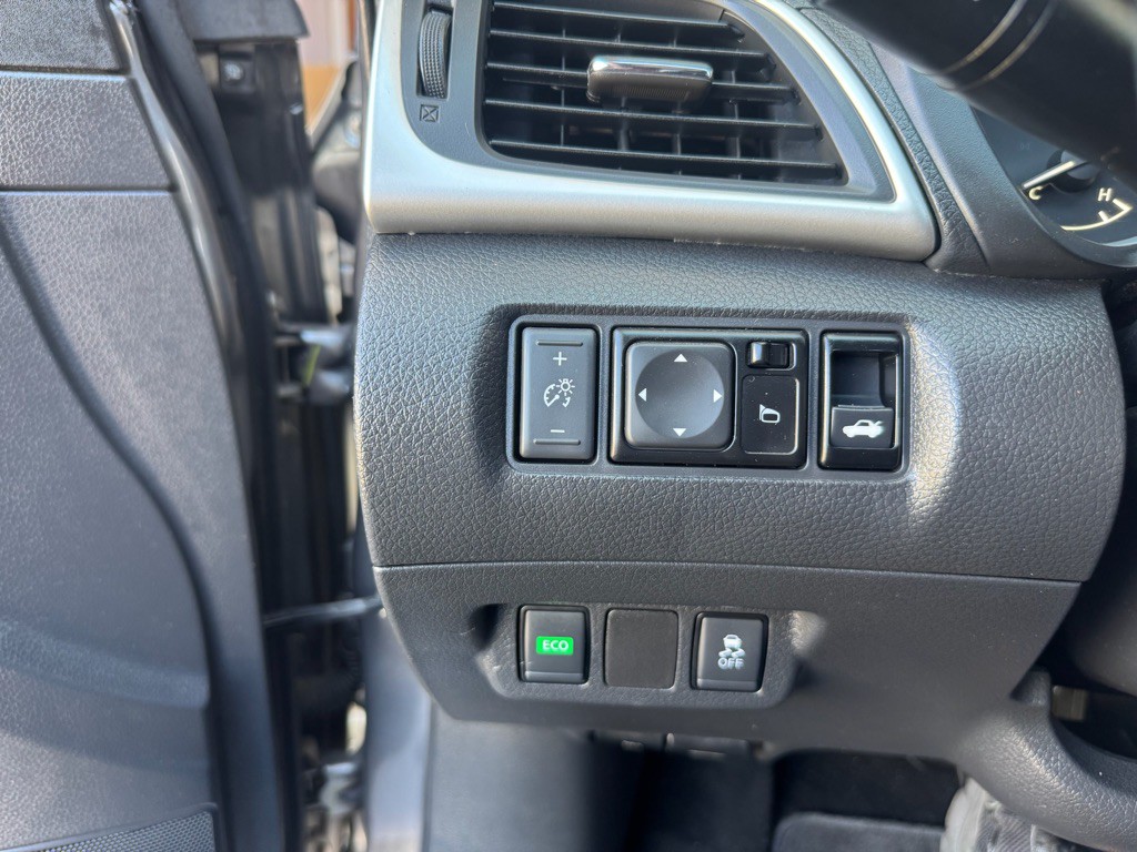 2019 Nissan Sentra Image 16