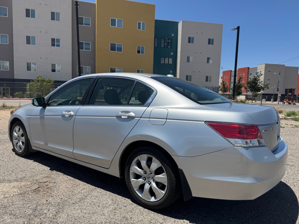 2009 Honda Accord Image 7