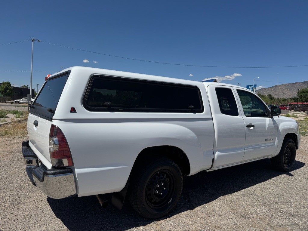 2013 Toyota Tacoma Image 3