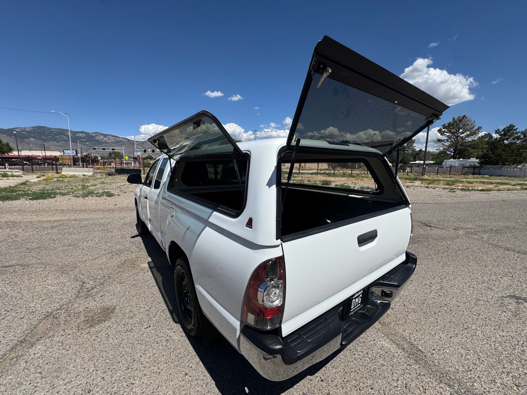 2013 Toyota Tacoma Image 9
