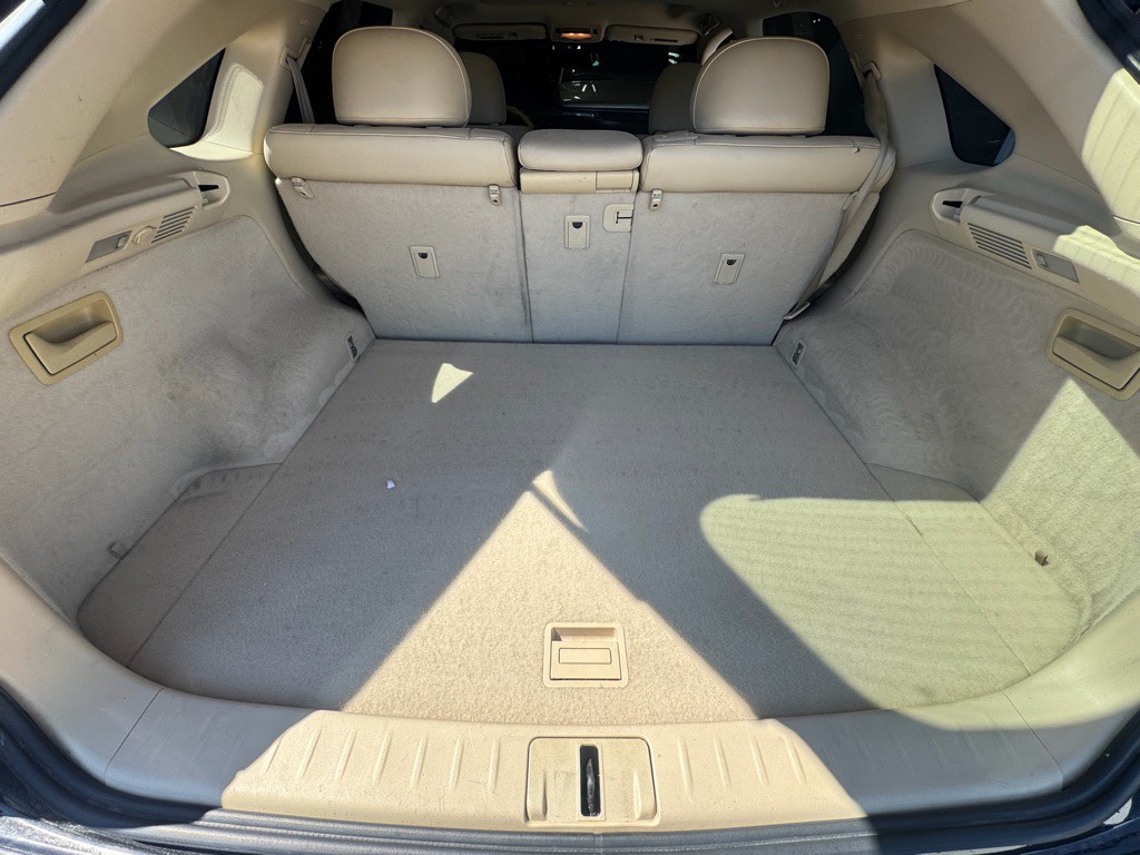2011 Lexus RX Image 12