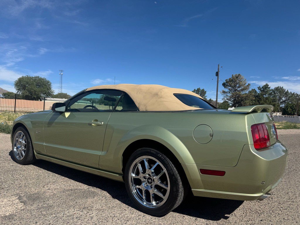 2006 Ford Mustang Image 7