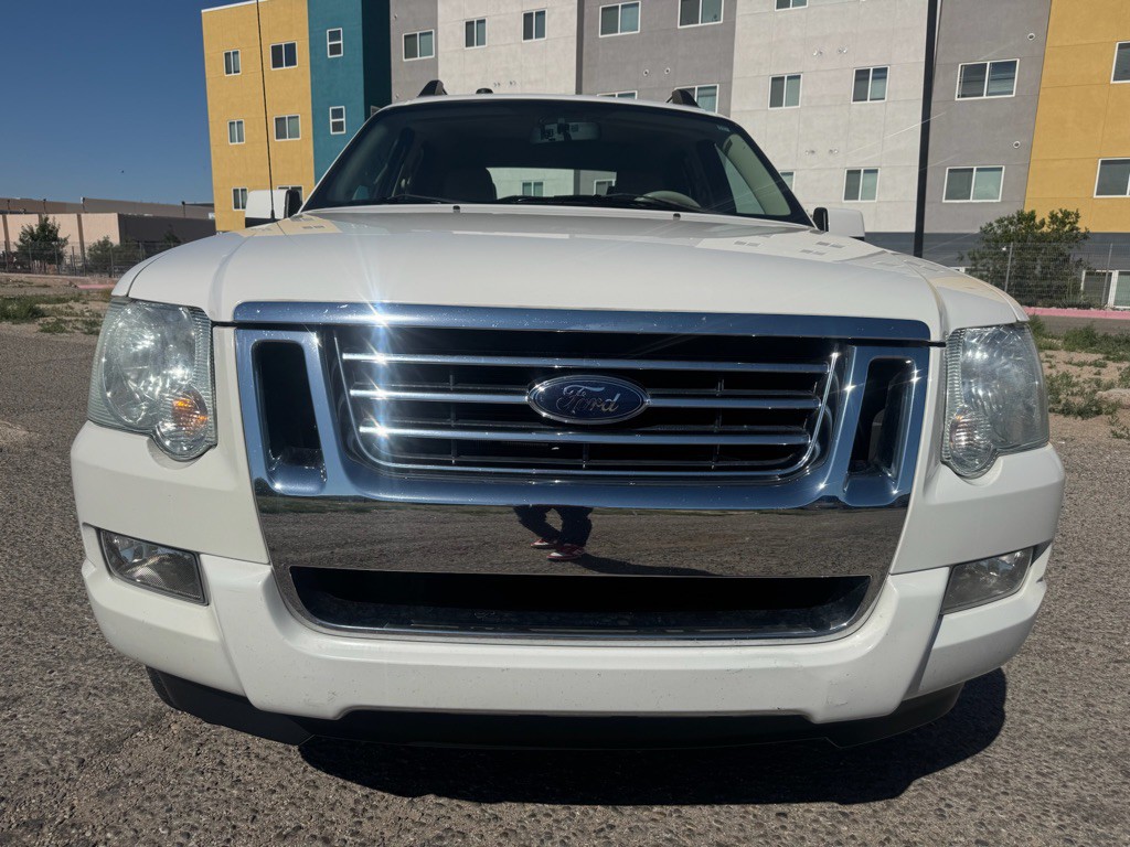 2010 Ford Explorer Image 4