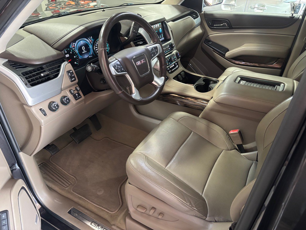 2017 GMC Yukon Image 9