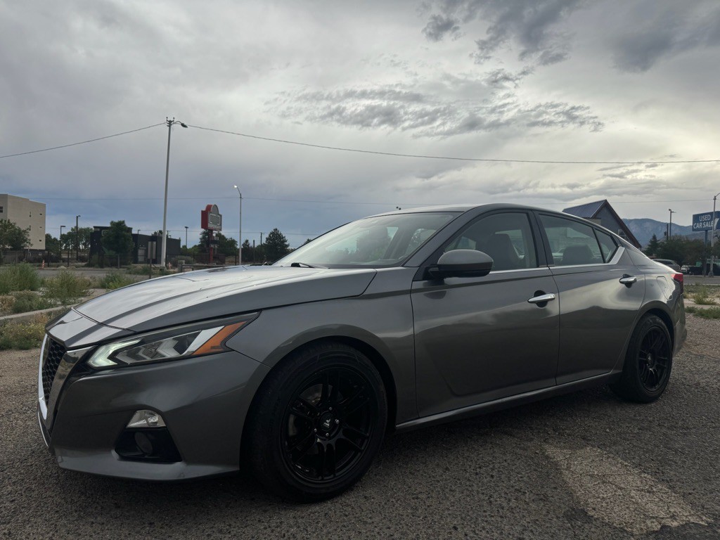 2019 Nissan Altima Image 5