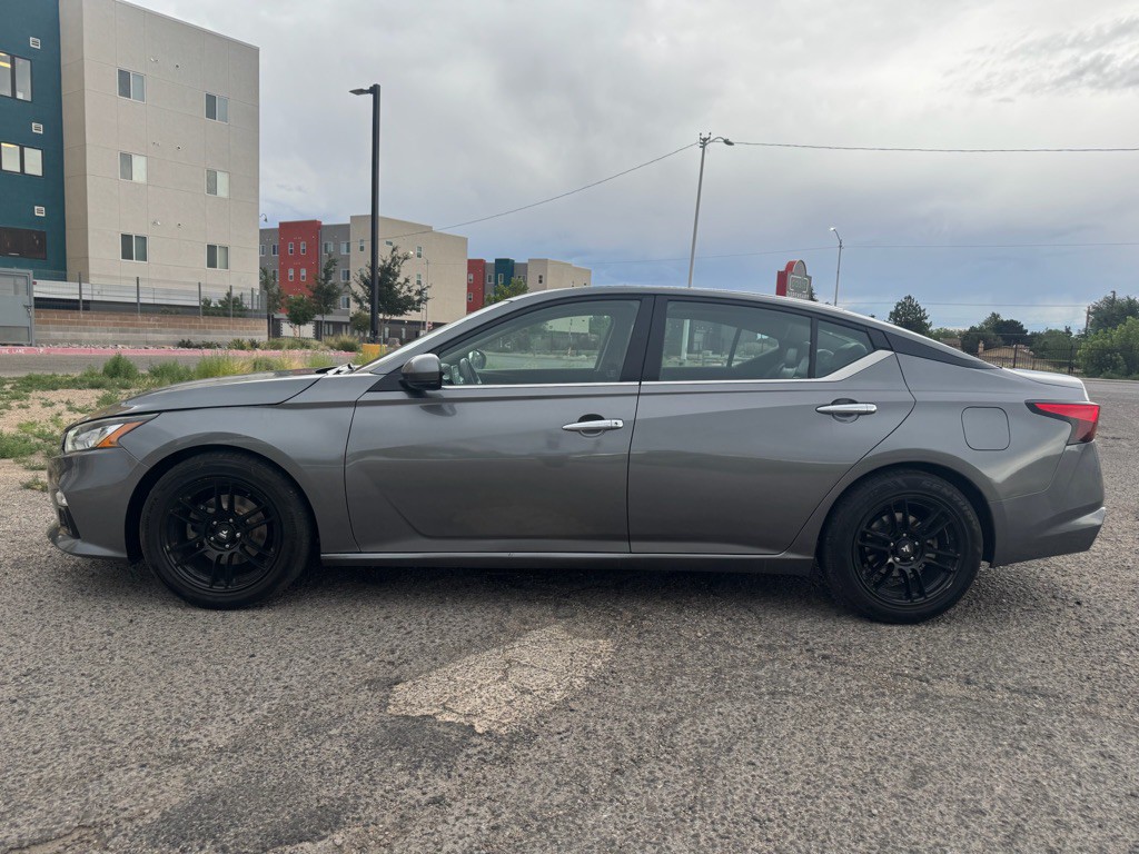 2019 Nissan Altima Image 6
