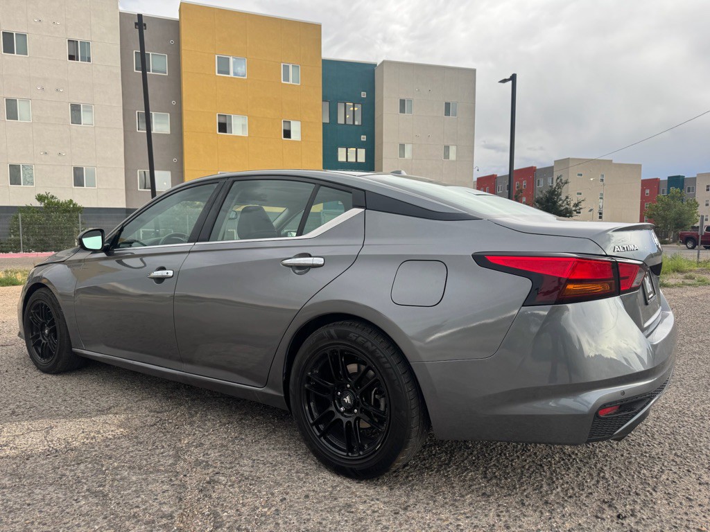 2019 Nissan Altima Image 7