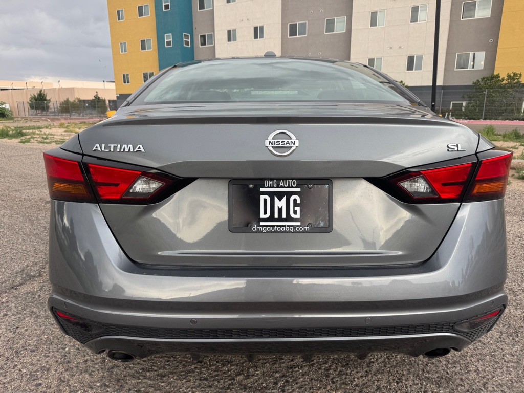 2019 Nissan Altima Image 8