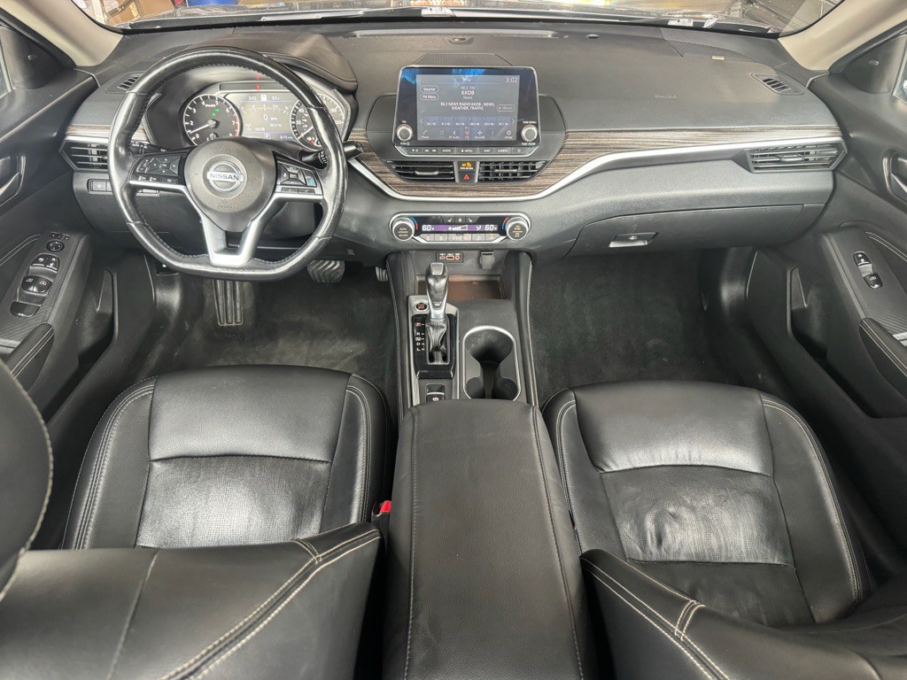 2019 Nissan Altima Image 15