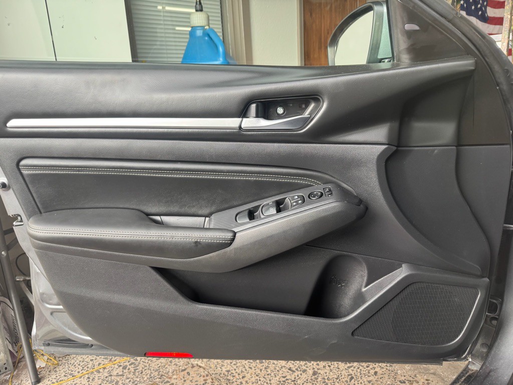 2019 Nissan Altima Image 18