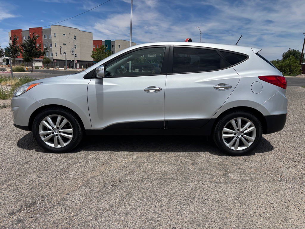 2010 Hyundai Tucson Image 6