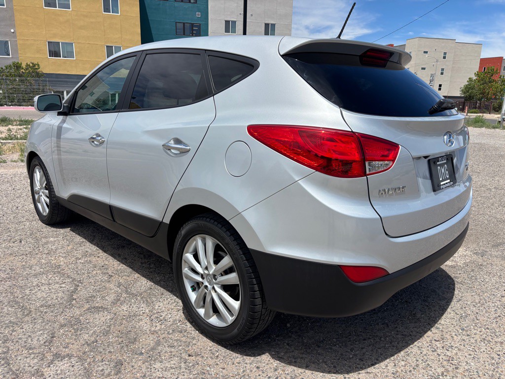 2010 Hyundai Tucson Image 7