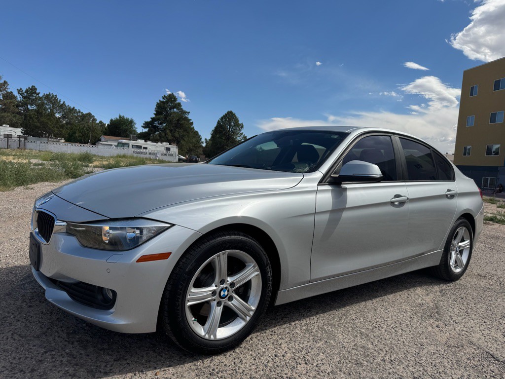 2014 BMW 3 Series Image 5