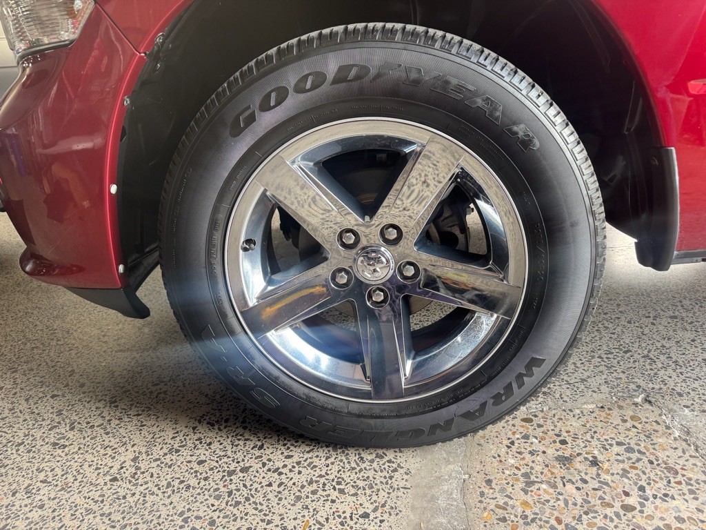 2014 RAM 1500 Image 17