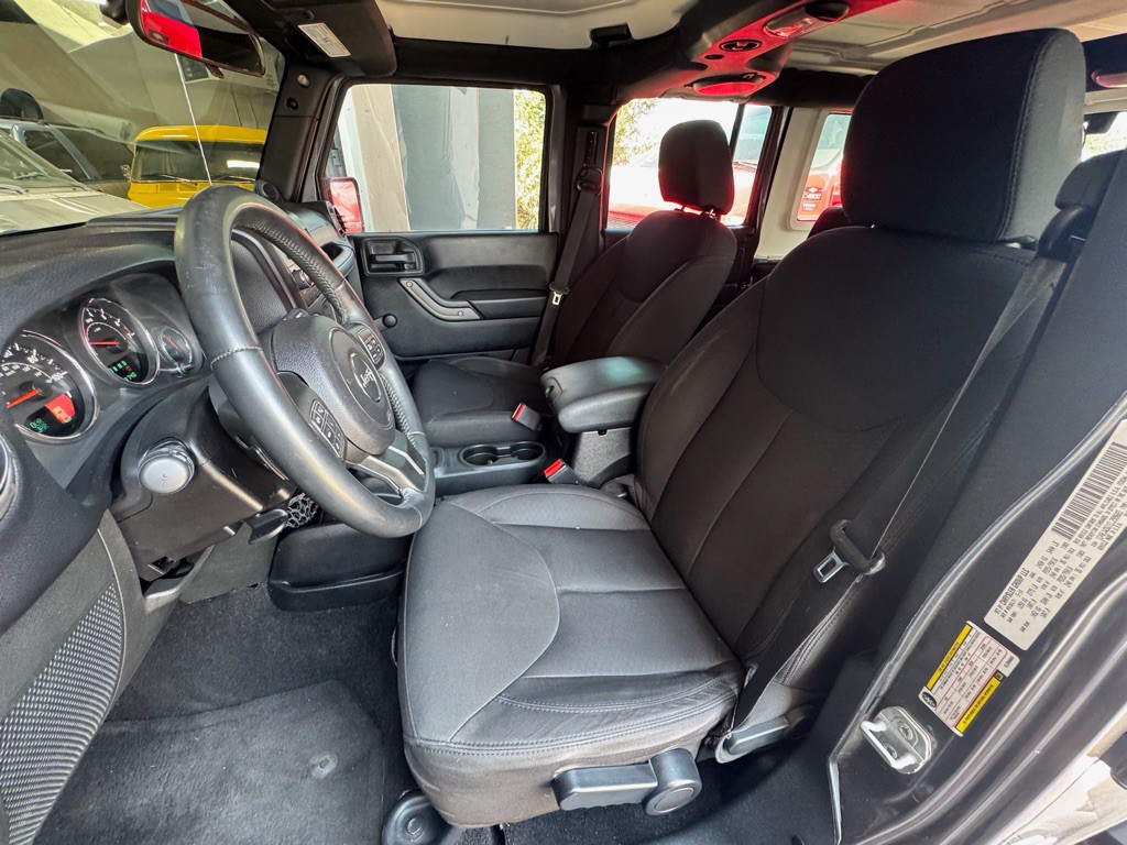 2014 Jeep Wrangler Unlimited Image 10