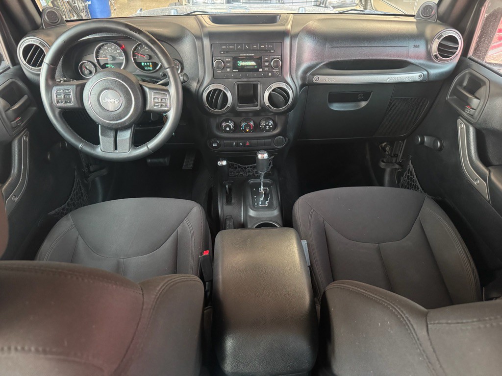 2014 Jeep Wrangler Unlimited Image 15