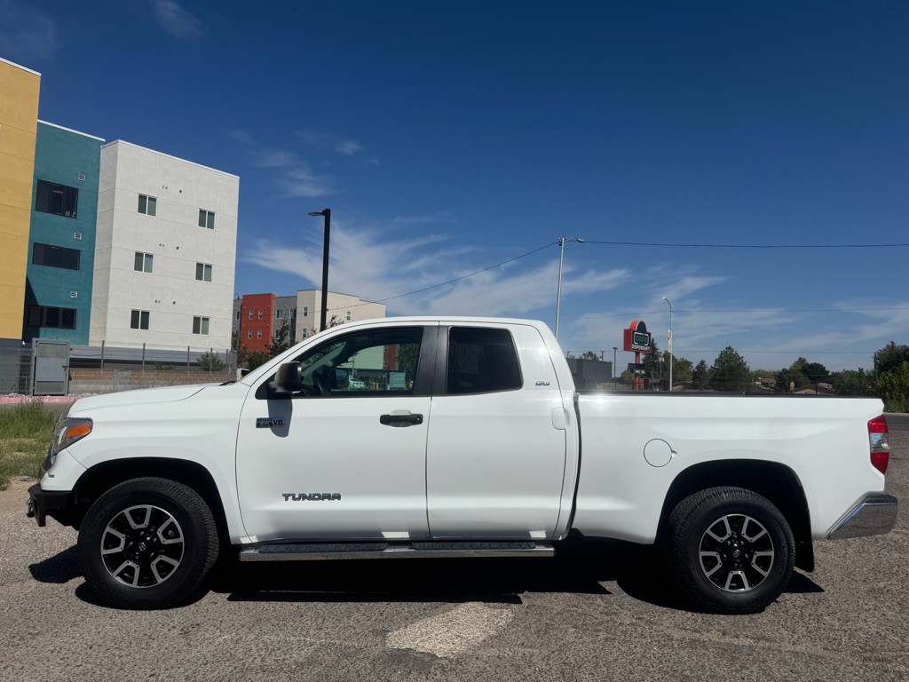 2015 Toyota Tundra Image 6