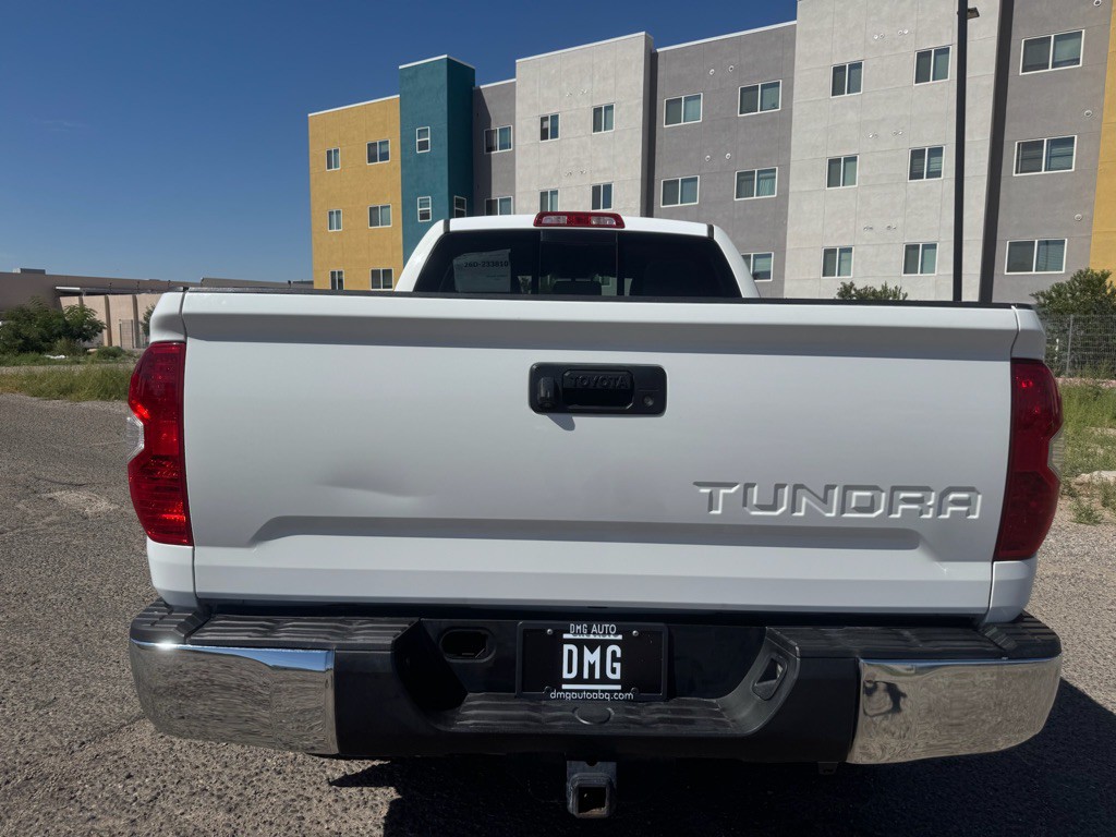 2015 Toyota Tundra Image 8