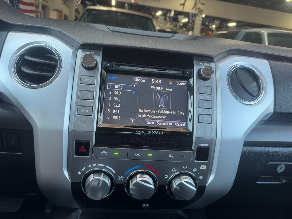 2015 Toyota Tundra Image 13