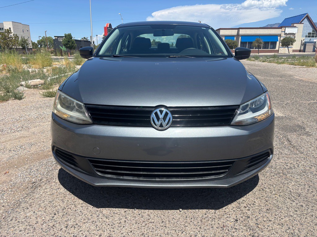 2012 Volkswagen Jetta Image 4