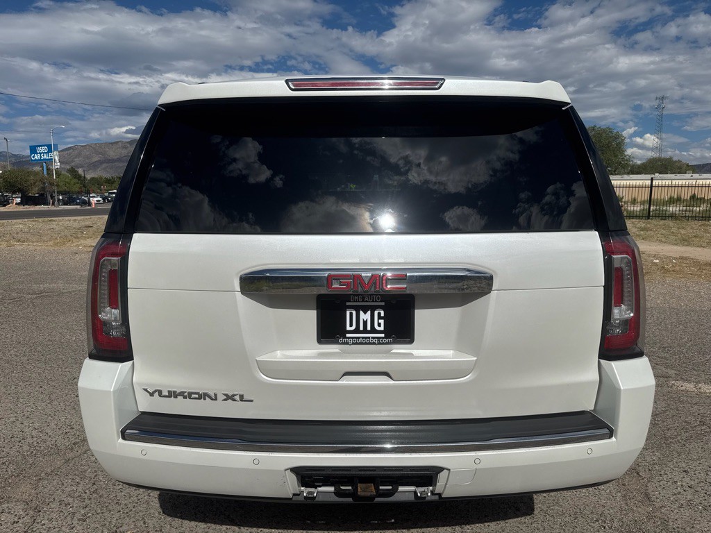 2016 GMC Yukon Image 8