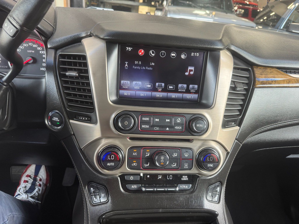 2016 GMC Yukon Image 15