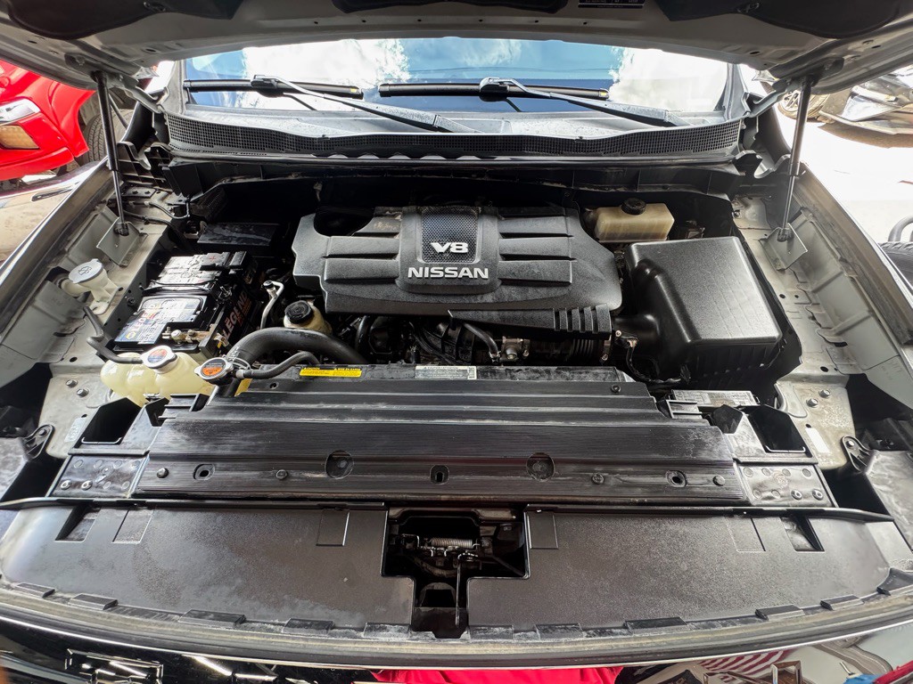 2017 Nissan Titan Image 20