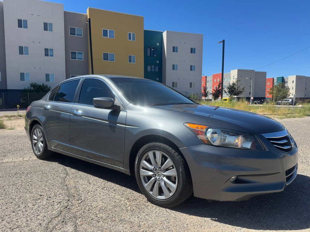 2011 Honda Accord Image 1