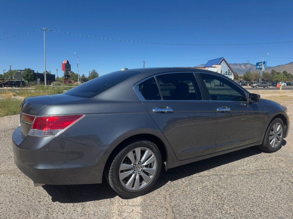 2011 Honda Accord Image 8