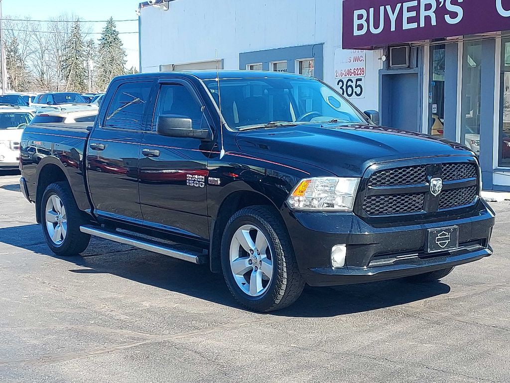 2013 RAM 1500 Image 2